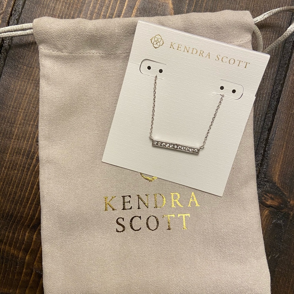 Kendra Scott Addison Pendant